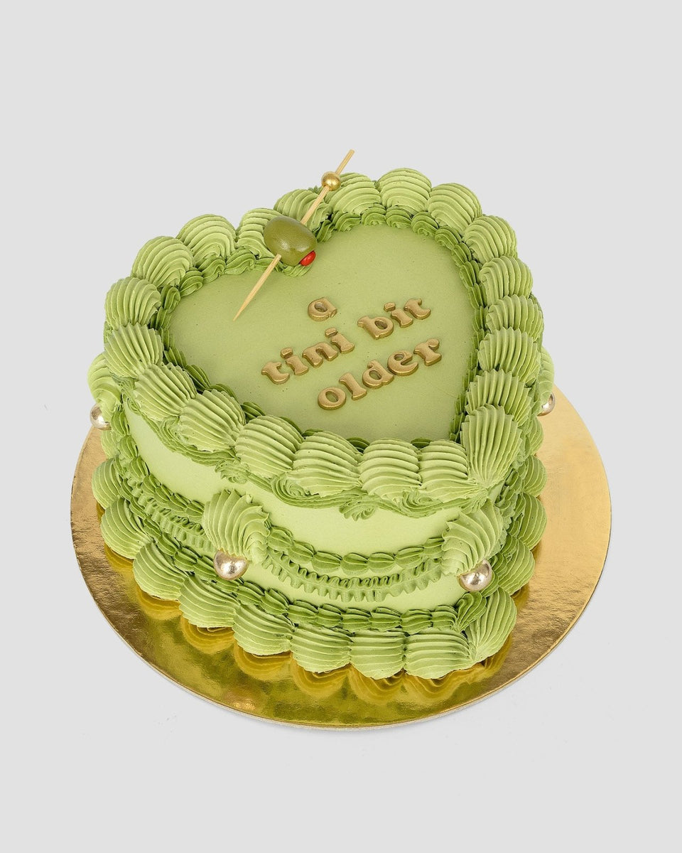 Cake　ハートゴールド Olive Martini Heart Cake - Trendy Cake for Celebrations – Jenna