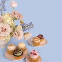 Summer In Paris Cupcake Box