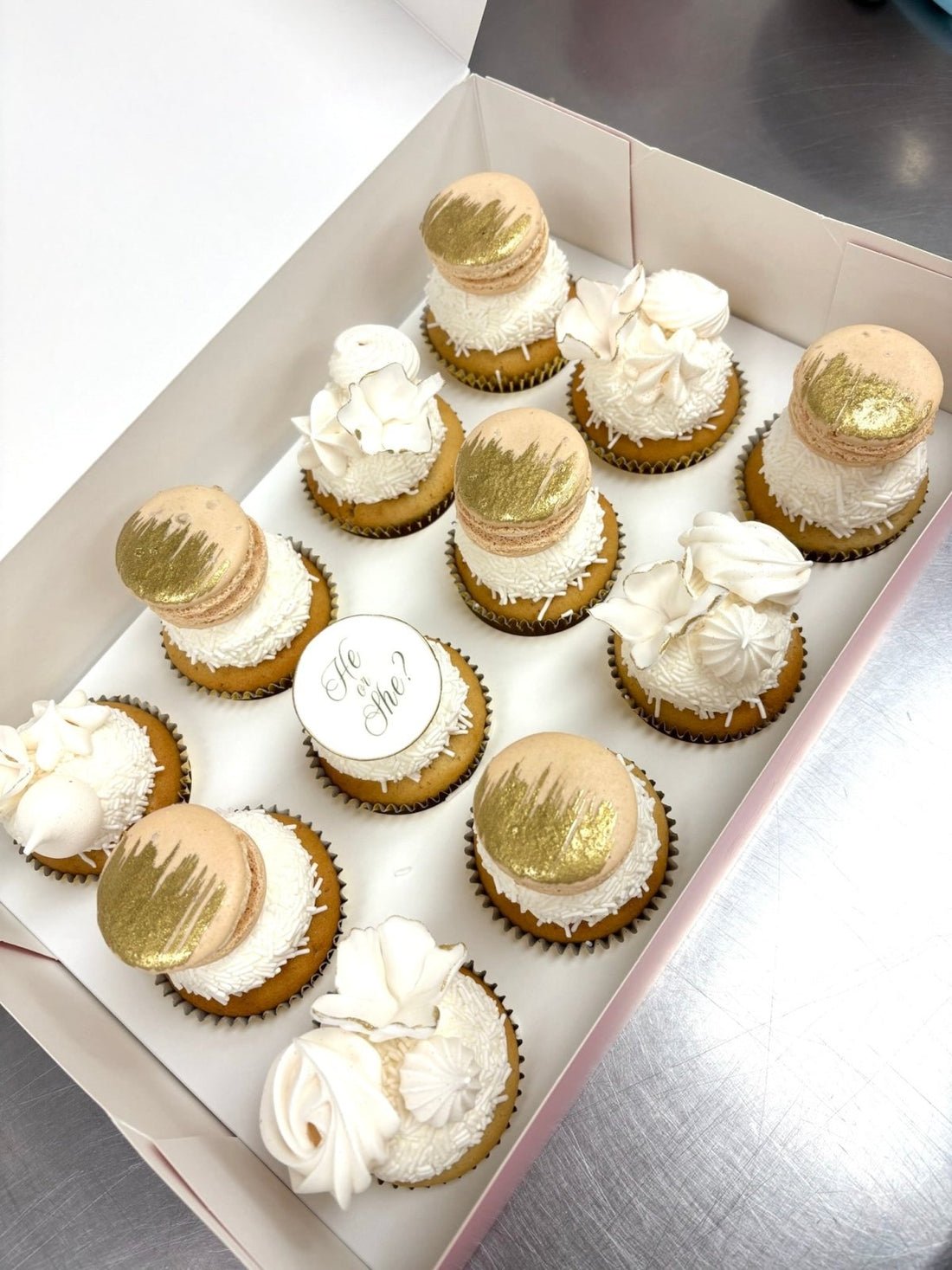 Reveal Works Cupcakes