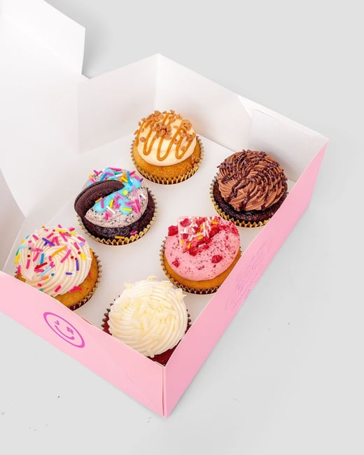 Box of 12 Weekly Cupcakes