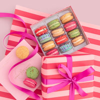 Holiday Macaron Shipper Box