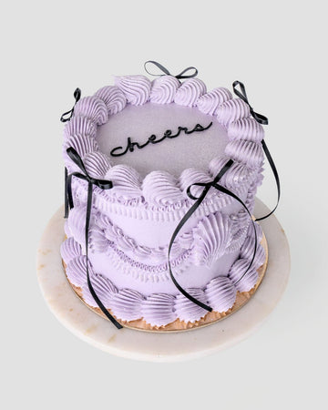Round Frills Cake