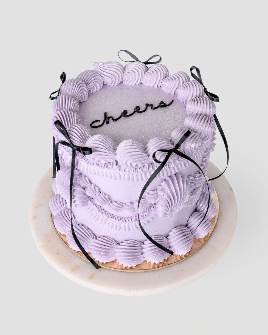 Round Frills Cake